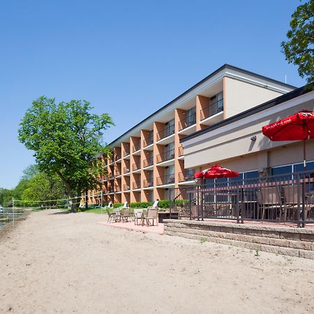 Holiday Inn Detroit Lakes By Ihg Zewnętrze zdjęcie