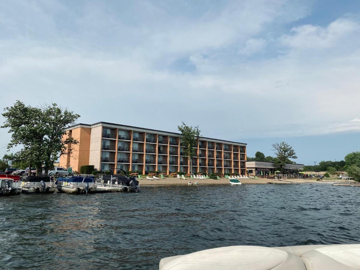 Holiday Inn Detroit Lakes By Ihg Zewnętrze zdjęcie