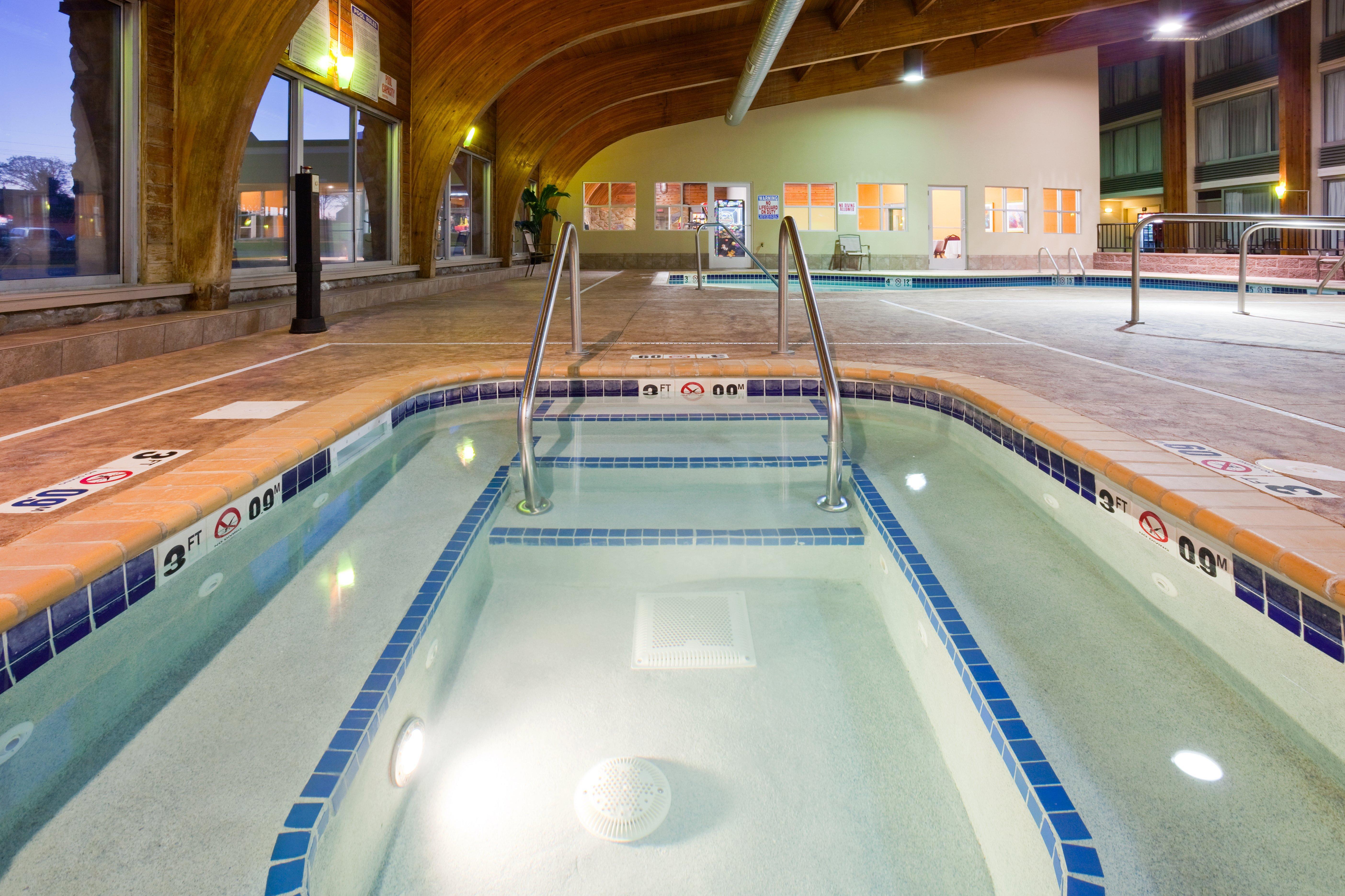 Holiday Inn Detroit Lakes By Ihg Zewnętrze zdjęcie