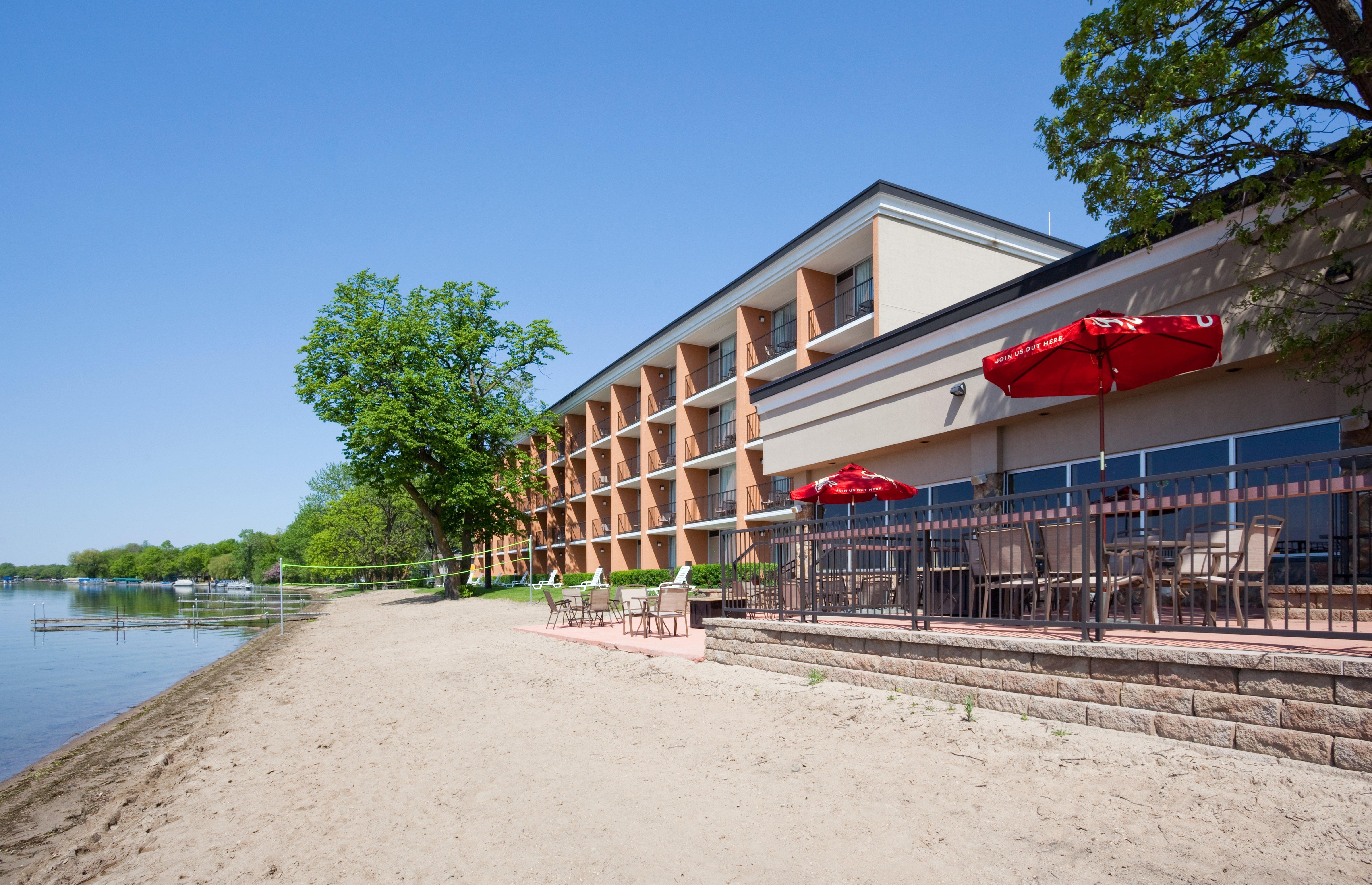 Holiday Inn Detroit Lakes By Ihg Zewnętrze zdjęcie