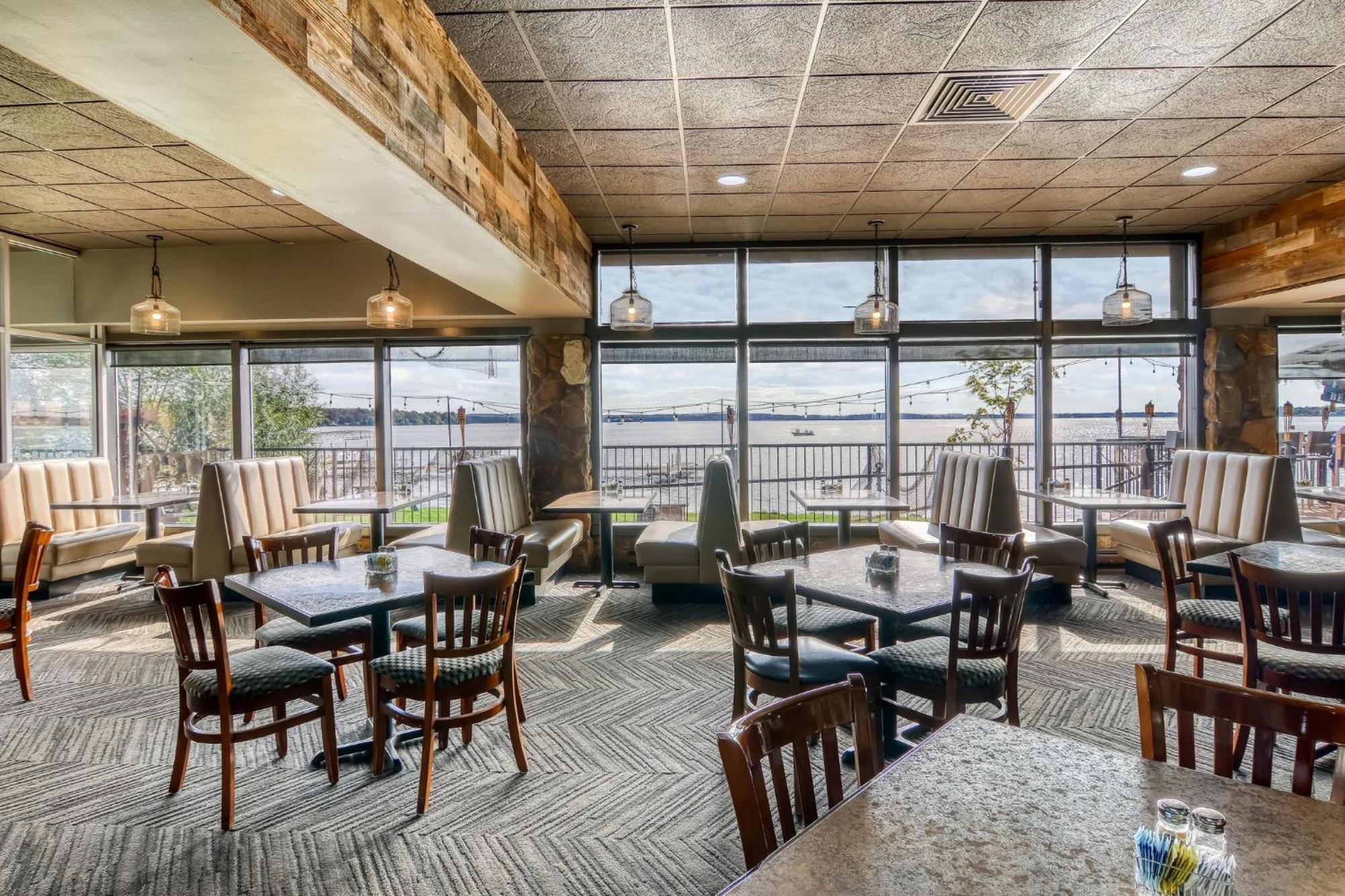Holiday Inn Detroit Lakes By Ihg Zewnętrze zdjęcie
